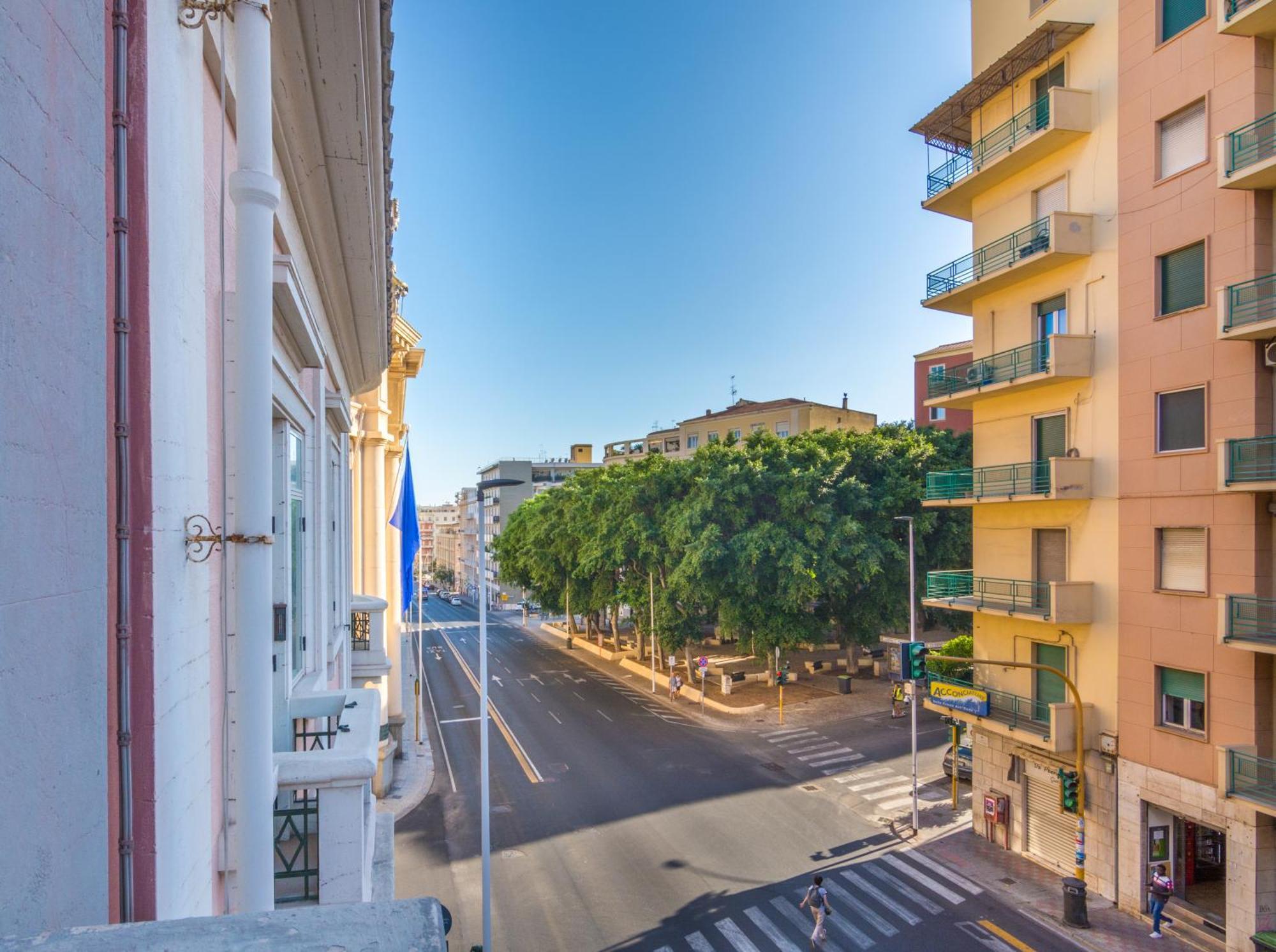 Sunscape Rooms Cagliari City Center Exteriér fotografie